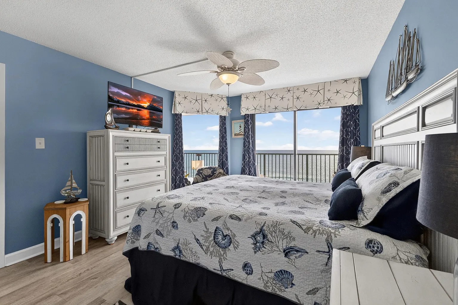 TRIO CONDO UNIT 905