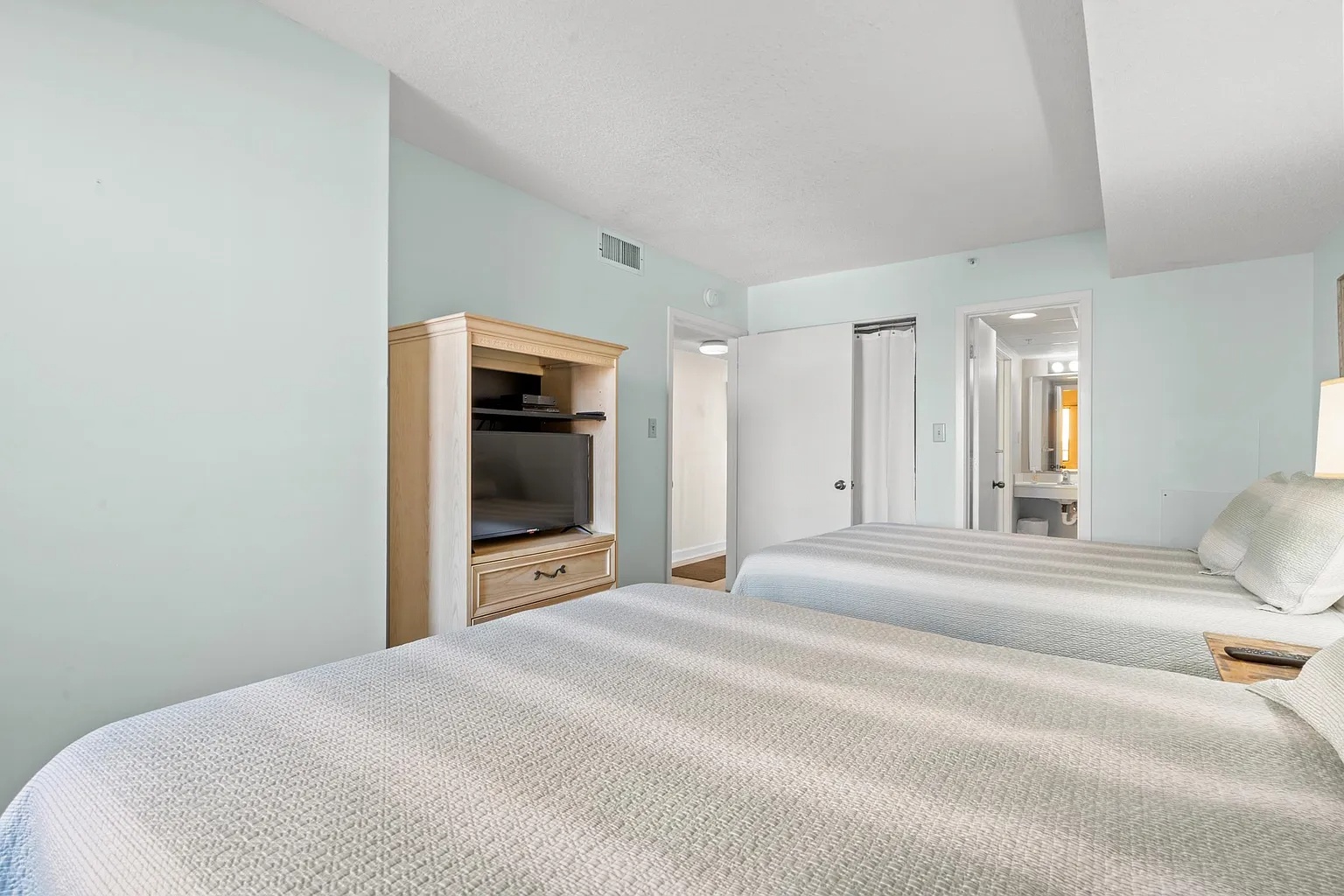 SINGLE CONDO UNIT 603